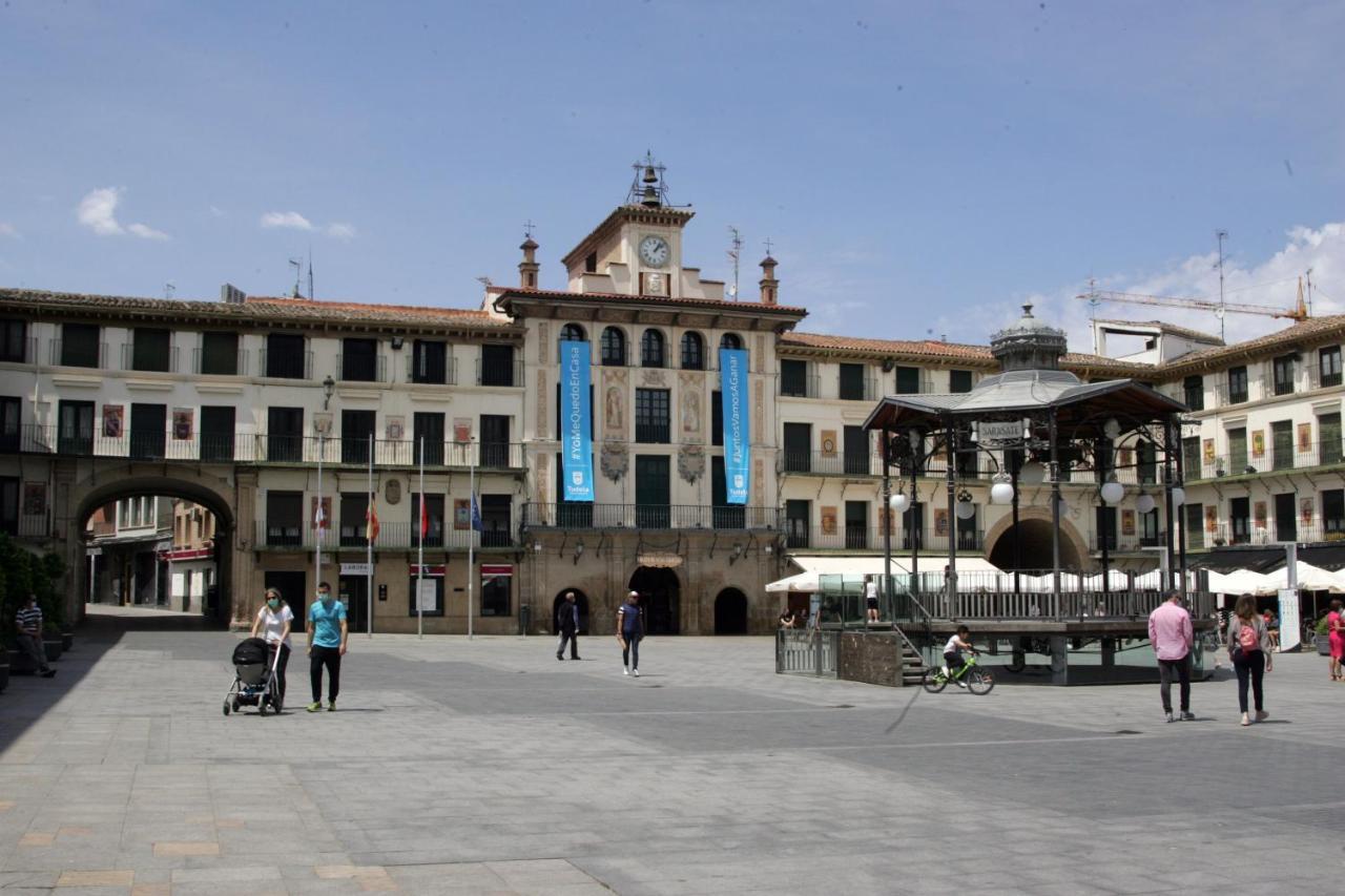 Apartamentos Turisticos Plaza San Juan 2 Tudela Zewnętrze zdjęcie