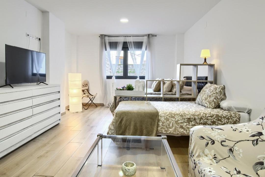Apartamentos Turisticos Plaza San Juan 2 Tudela Zewnętrze zdjęcie